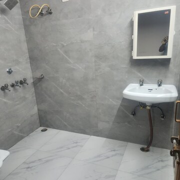 Bathroom in 3 BHK Independent House at Sector 16 – for Rent