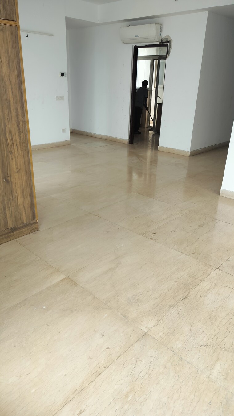 Room, puri-emerald-bay 3 Bedroom 2450 Sq.Ft. Apartment In Sector 104 Gurgaon 8970906