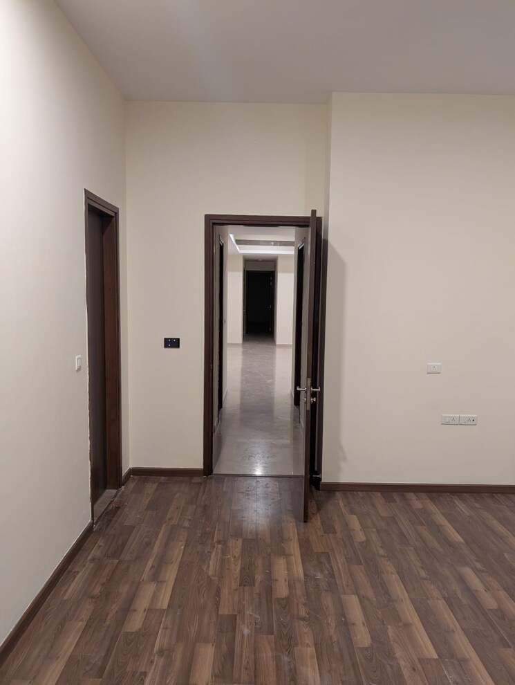 Room, lnt-crescent-bay-t6 4 Bedroom 2850 Sq.Ft. Apartment In Parel Mumbai 8970916