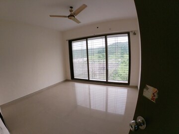 Study Room in 3 BHK Apartment at Shree Krishna Paradise, Kharghar – for Rent