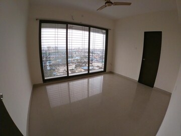 Master Bedroom in 3 BHK Apartment at Shree Krishna Paradise, Kharghar – for Rent