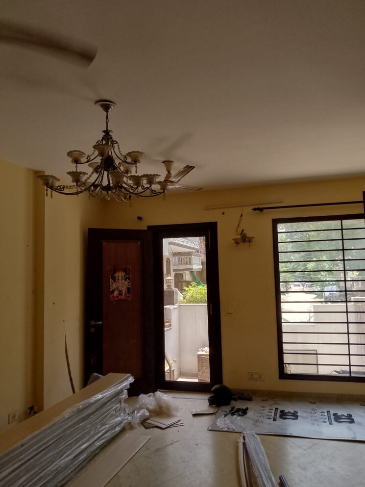 Room, huda-cghs 2 Bedroom 170 Sq.Yd. Builder Floor In Sector 56 Gurgaon 8970929