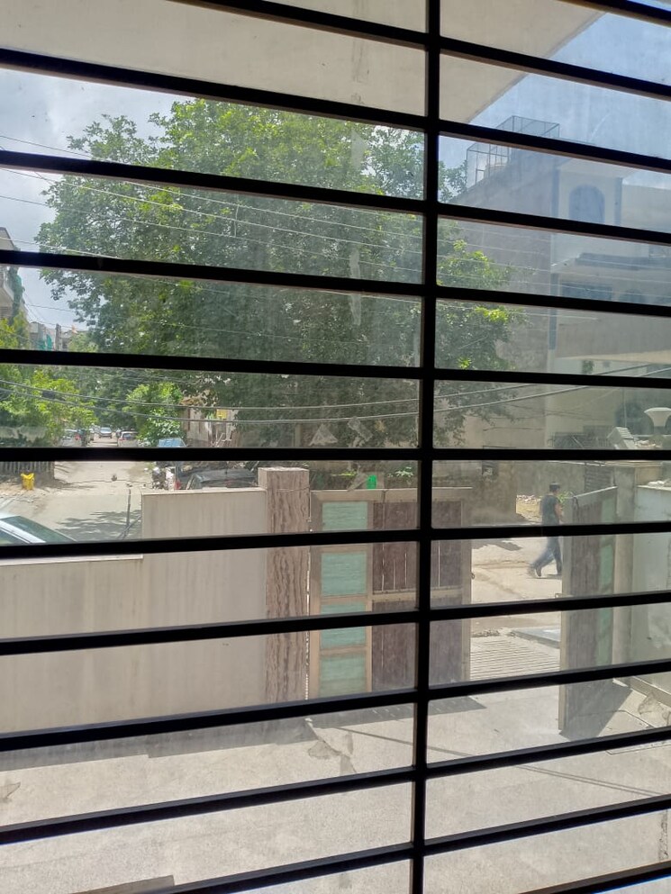 Balcony, huda-cghs 2 Bedroom 170 Sq.Yd. Builder Floor In Sector 56 Gurgaon 8970929