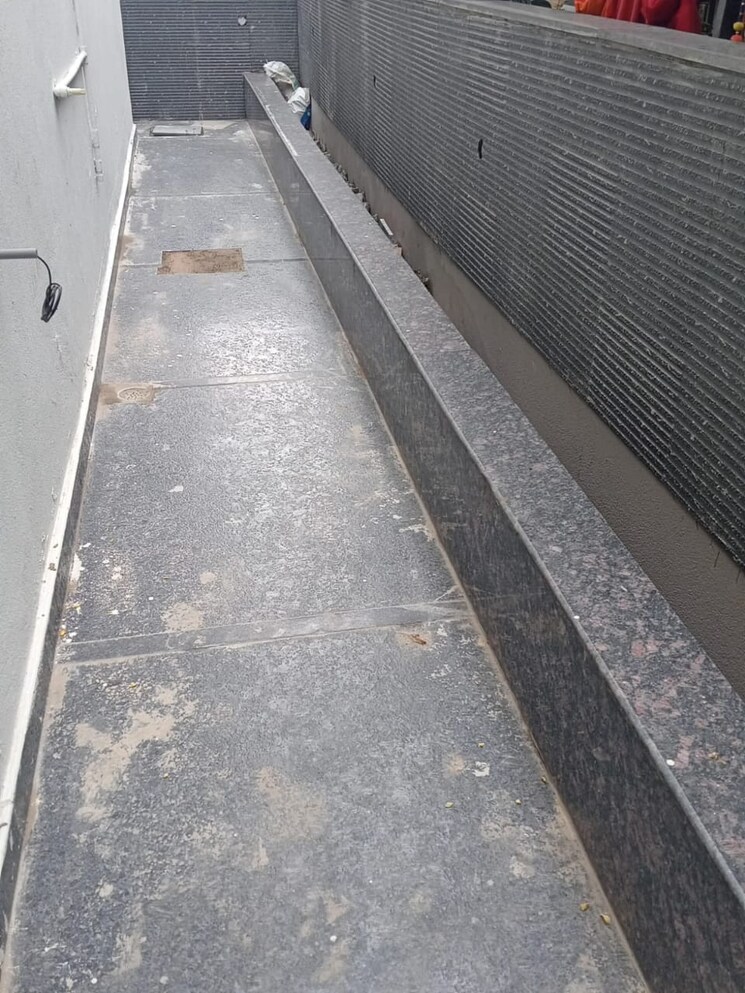 Balcony, apr-mukka-praveens-signator 4 Bedroom 2410 Sq.Ft. Villa In Mallampet Hyderabad 8970951