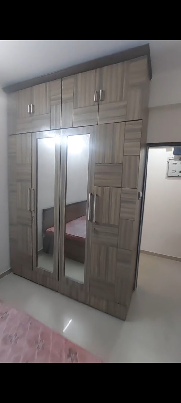 Bathroom, mantri-serene 2 Bedroom 750 Sq.Ft. Apartment In Goregaon East Mumbai 8970959