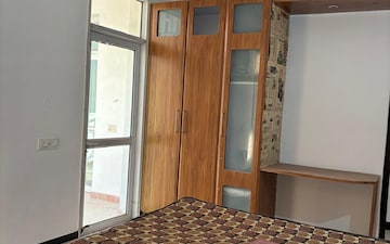 1 BHK Independent House For Rent in Sector 110