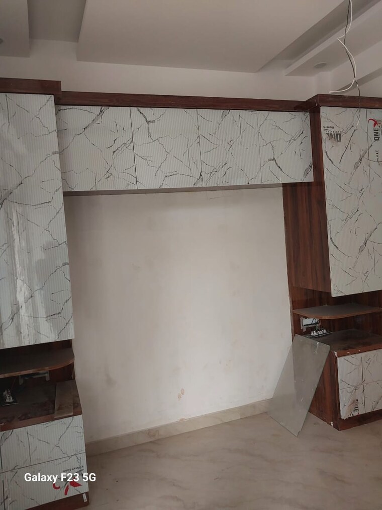 Bathroom, dmd-hometech-awas-yojna 2 Bedroom 1000 Sq.Ft. Apartment In Sector 73 Noida 8970983