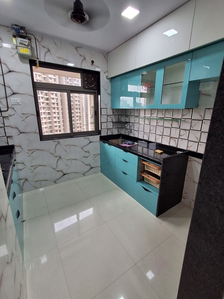 Team Area, dosti-west-county 2 Bedroom 628 Sq.Ft. Apartment In Balkum Pada Thane 8971029