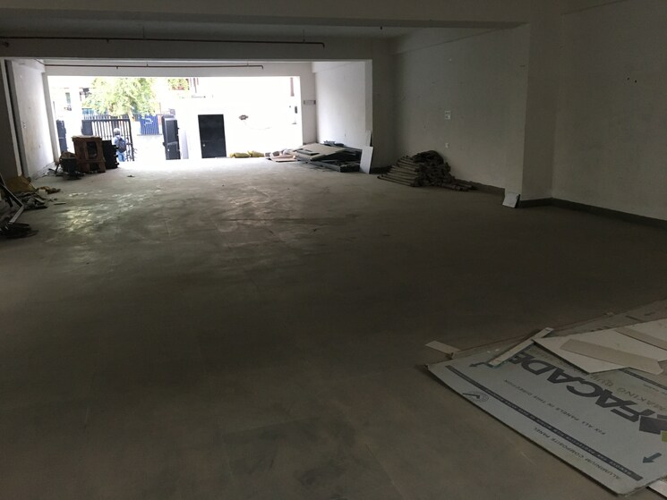 Room, sector 63 Commercial Office Space 9500 Sq.Ft. In Sector 63 Noida 8971017