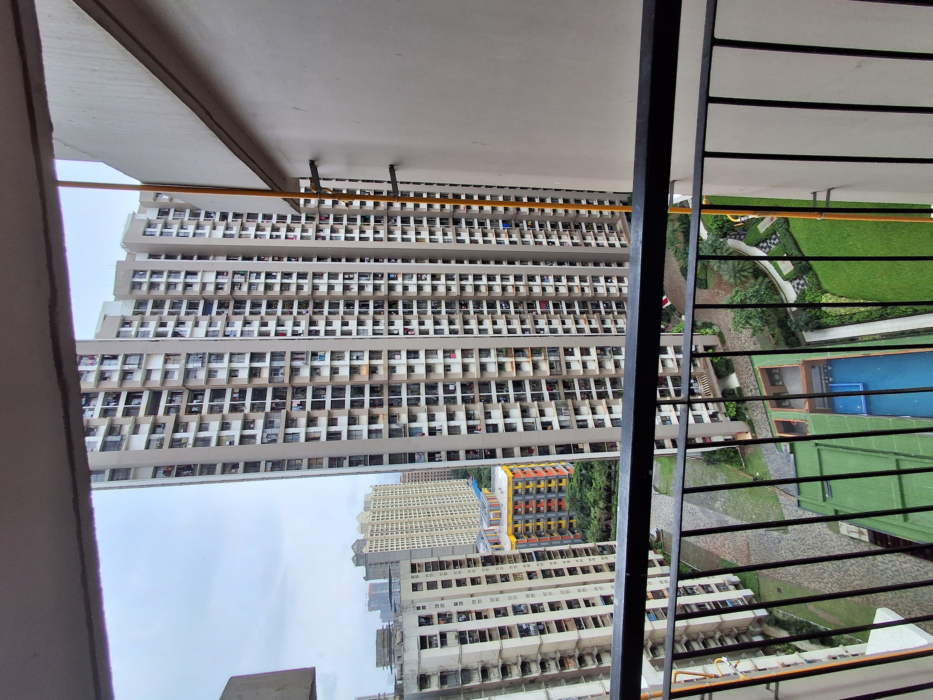 2 BHK Apartment For Rent in Dosti West County