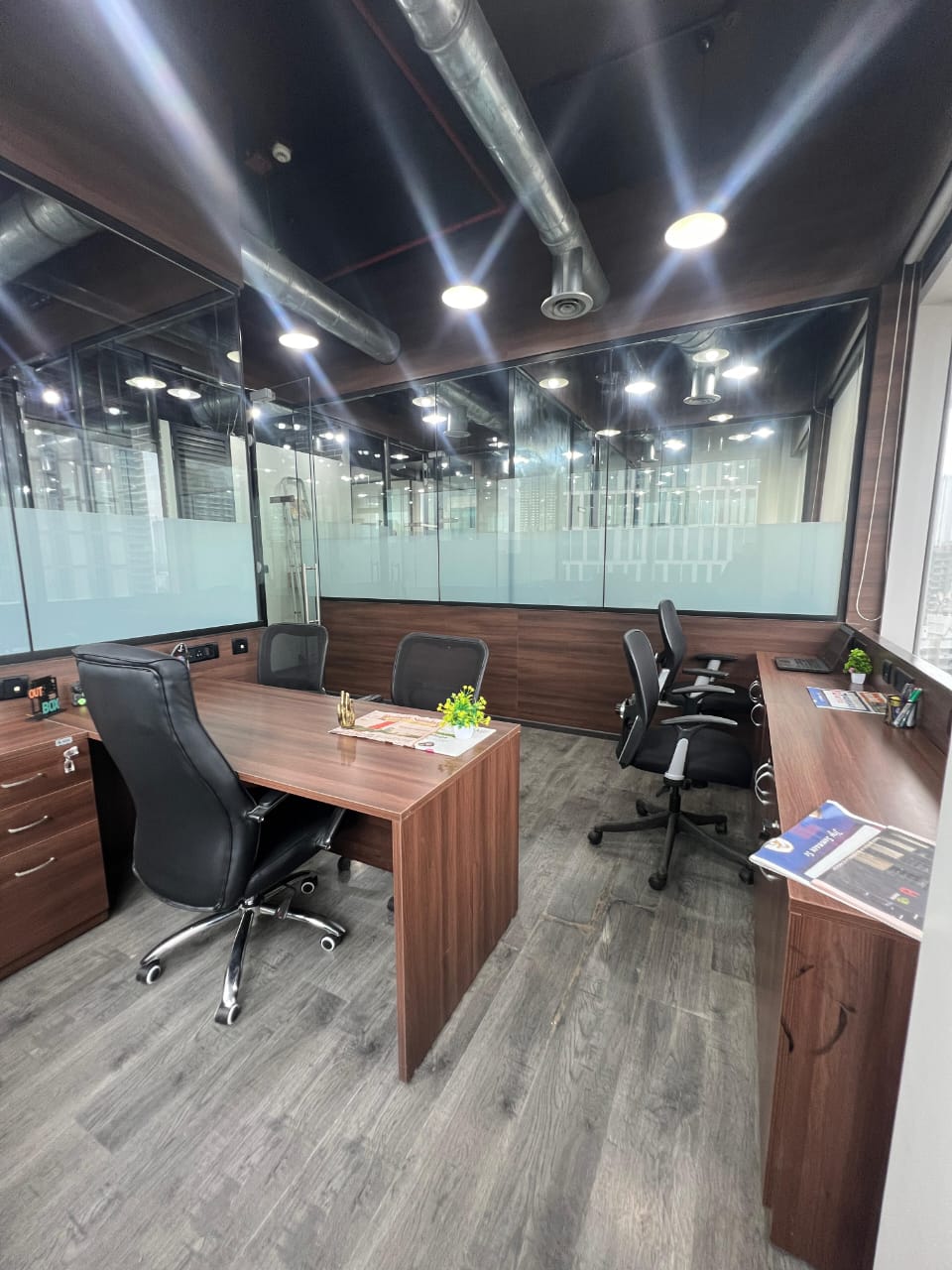Office Space For Rent in Lodha Supremus Lower Parel