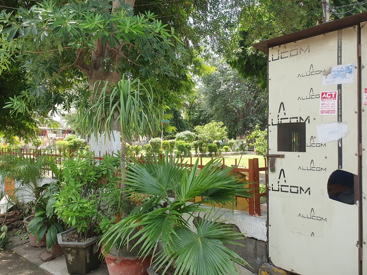 Cover Image, patel nagar 1 2 Bedroom 355 Sq.Yd. Independent House In Patel Nagar 1 Ghaziabad 8969434