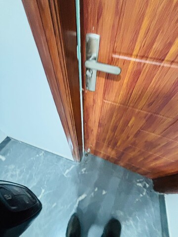 Studio Builder Floor For Rent in Sector 42