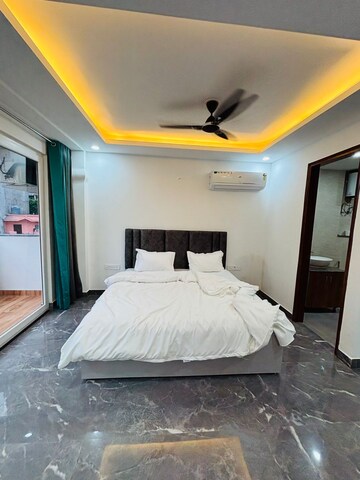 Bedroom in Studio Builder Floor at Sector 42 – for Rent