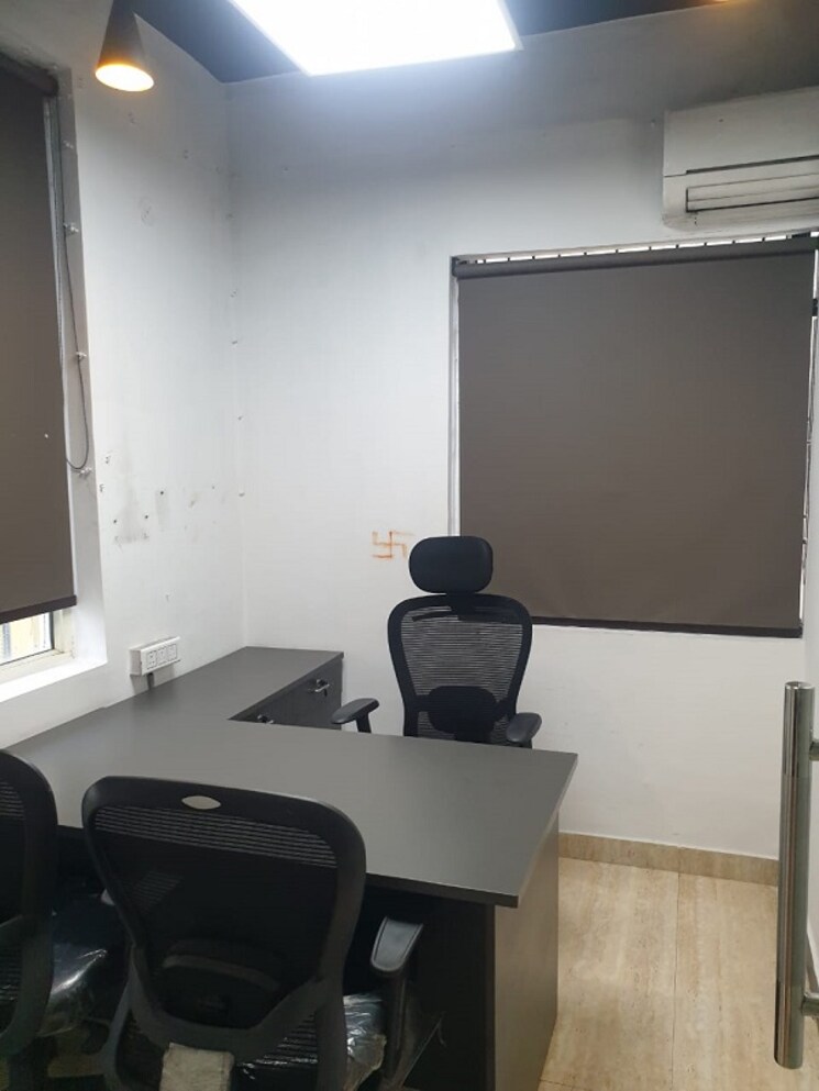 Team Area, sector 63 Commercial Office Space 900 Sq.Ft. In Sector 63 Noida 8971076