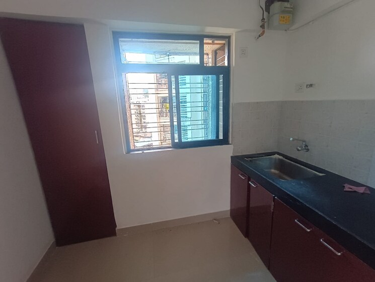 Room, runwal-pearl 1 Bedroom 427 Sq.Ft. Apartment In Manpada Thane 8971098