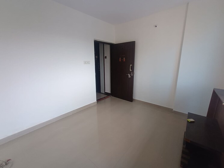 Room, runwal-pearl 1 Bedroom 427 Sq.Ft. Apartment In Manpada Thane 8971098