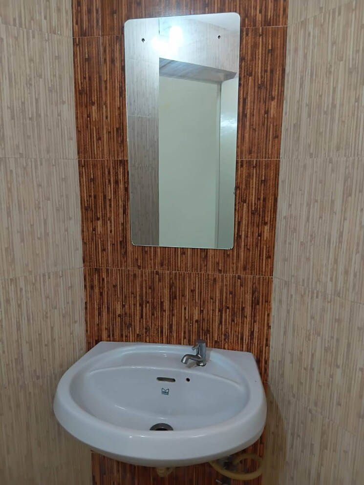 Bathroom, vastrapur 3 Bedroom 1800 Sq.Ft. Apartment In Vastrapur Ahmedabad 8971103