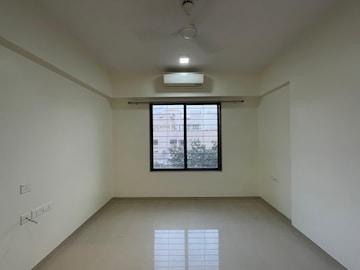 Room in 2 BHK Apartment at Tridhaatu Rudraksh, Chembur – for Rent