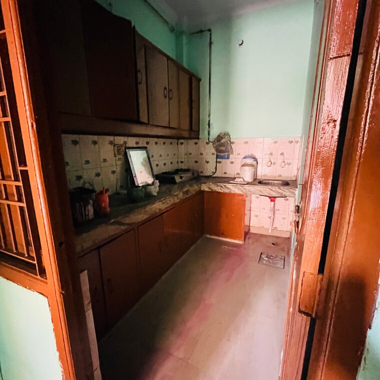 Kitchen, siscon-sbi-tower 4 Bedroom 50 Sq.Yd. Independent House In Garhi Chaukhandi Noida 8971120