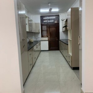Building Lobby in 6 BHK Independent House at RWA Apartments Sector 41, Sector 41 – for Sale
