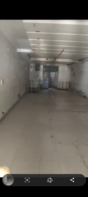 Room in  Office Space at Tarang Orchid, Sector 28 – for Rent