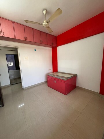 Room in 2 BHK Apartment at Supernal Gardens, Kolshet Road – for Sale