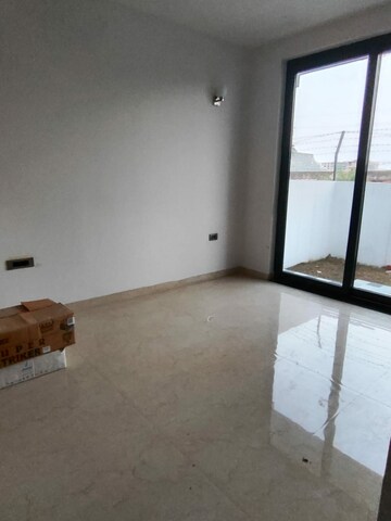 Room in 3 BHK Villa at Jashn Samsara Homes, Sushant Golf City – for Sale