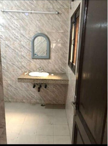 Furnished Amenities in 2 BHK Apartment at Fort View Apartments, Kalkaji – for Rent