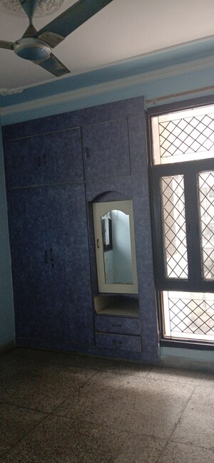 Furnished Amenities in 3 BHK Apartment at Telecom City, Sector 62 – for Sale