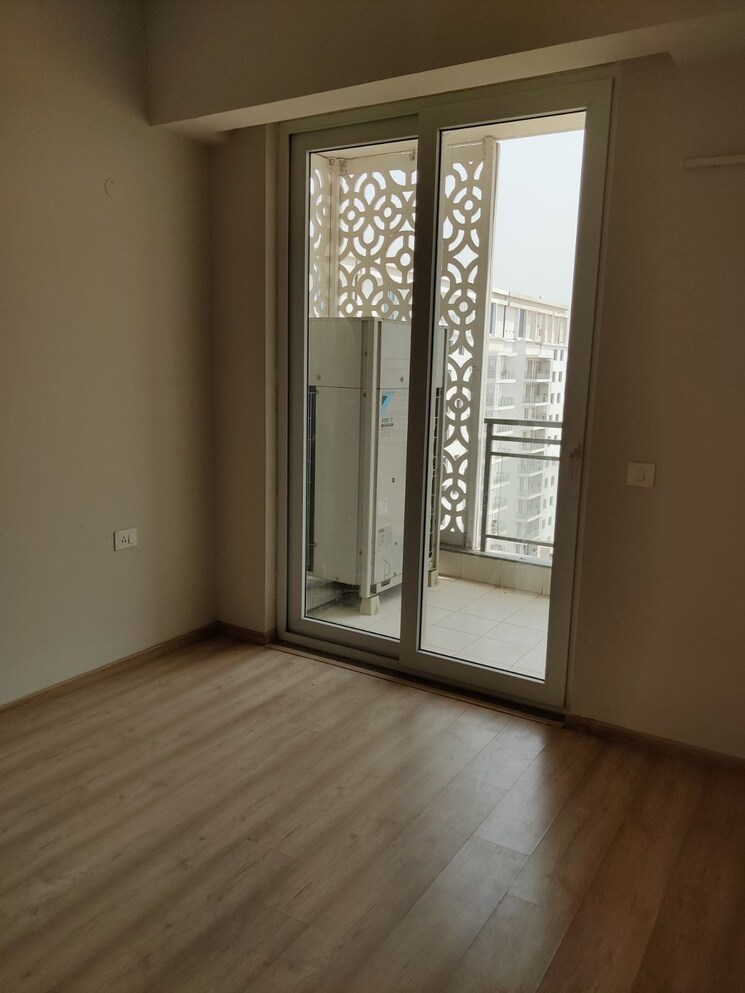 Room, dlf-the-ultima 3 Bedroom 2100 Sq.Ft. Apartment In Sector 81 Gurgaon 8971200