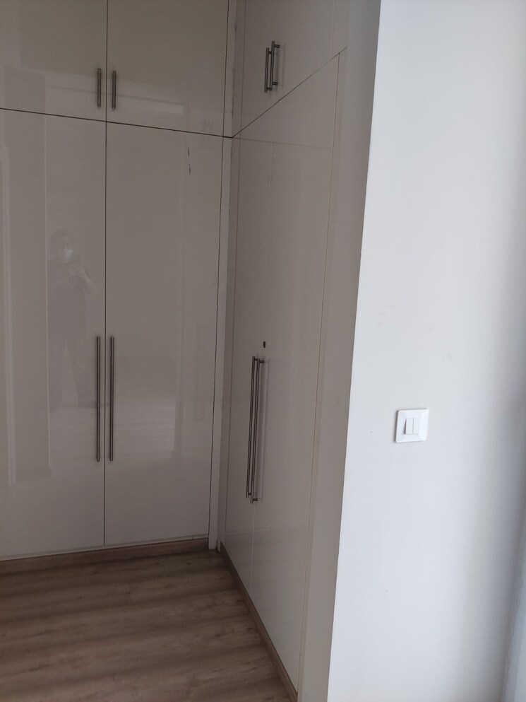 undefined, dlf-the-ultima 3 Bedroom 2100 Sq.Ft. Apartment In Sector 81 Gurgaon 8971200