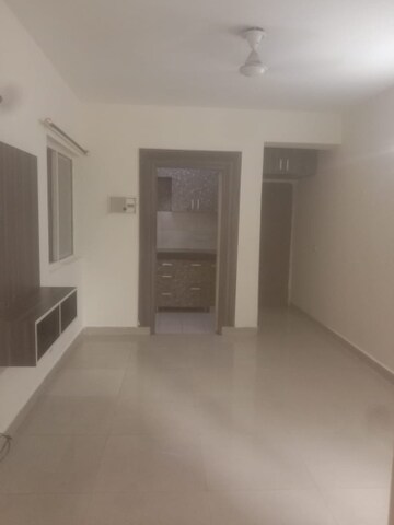 Room in 3 BHK Apartment at Paras Seasons, Sector 168 – for Rent