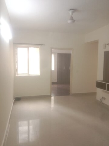 Room in 3 BHK Apartment at Paras Seasons, Sector 168 – for Rent