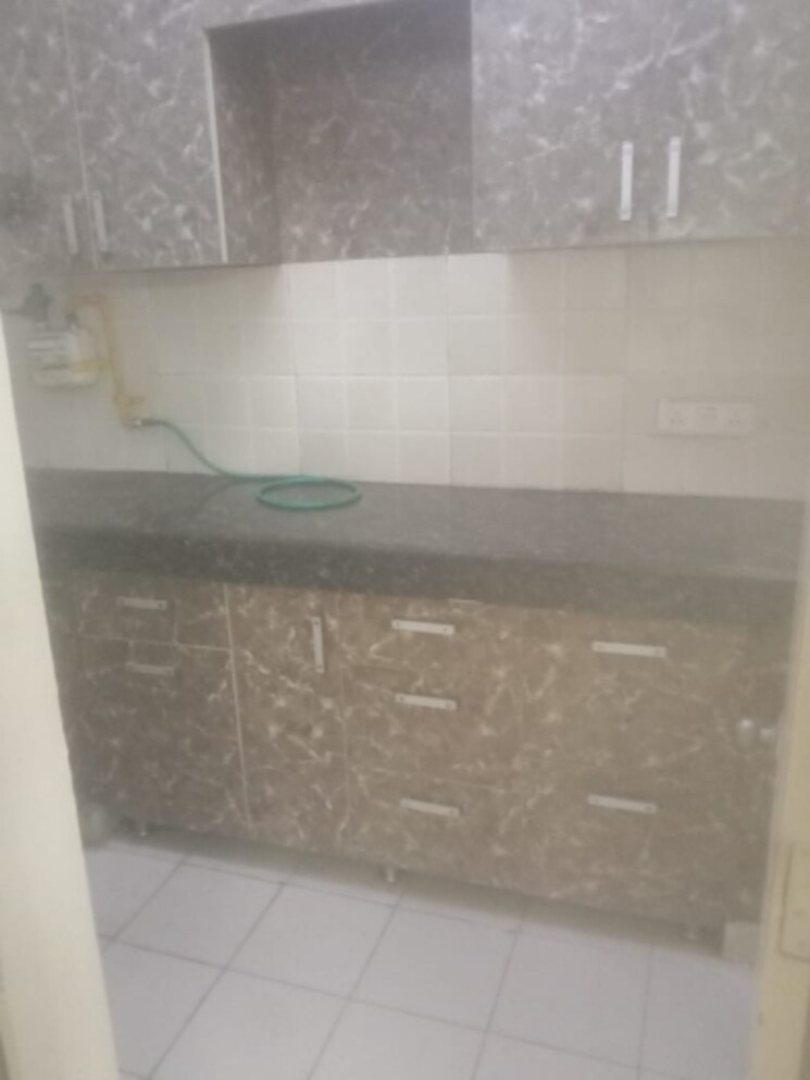 Bathroom, paras-seasons 3 Bedroom 1130 Sq.Ft. Apartment In Sector 168 Noida 8971218