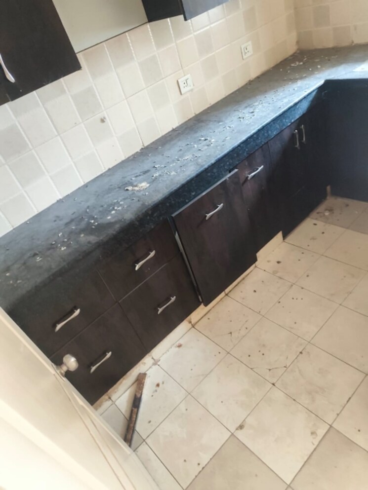 Kitchen, paras-seasons 3 Bedroom 1130 Sq.Ft. Apartment In Sector 168 Noida 8971218