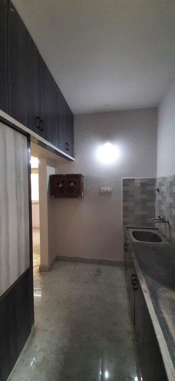 Furnished Amenities in 2 BHK Apartment at Kukatpally – for Rent