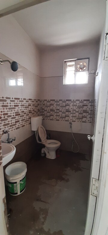 Team Area in 2 BHK Apartment at Kukatpally – for Rent