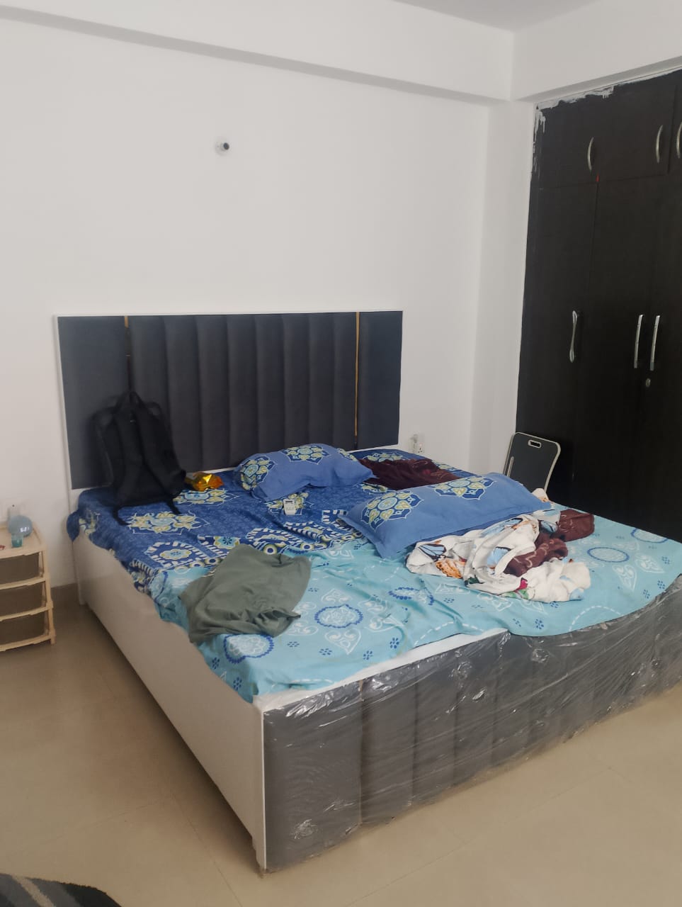 3 BHK Apartment For Rent in Supertech Cape Town