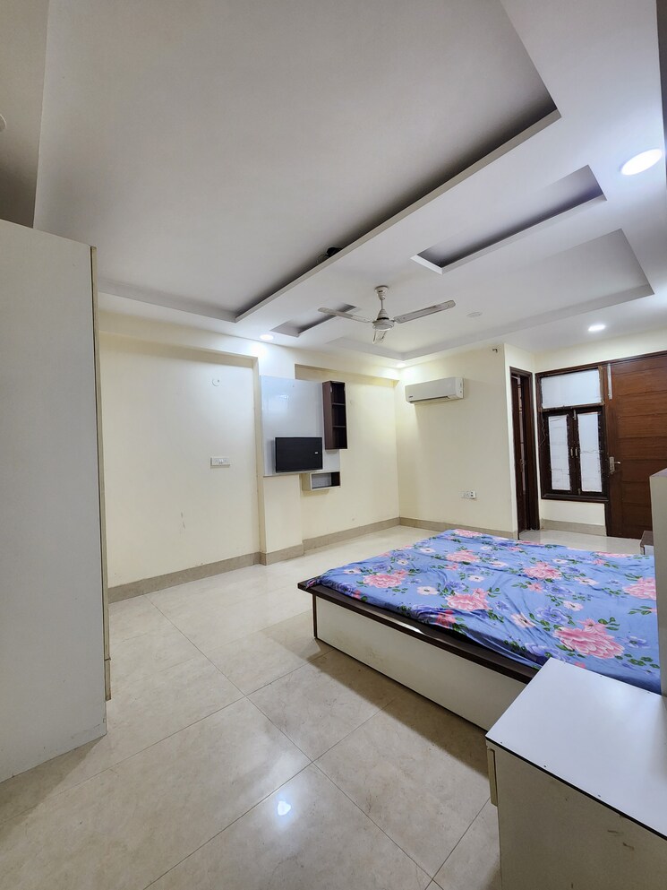 undefined, chattarpur 4 Bedroom 2000 Sq.Ft. Builder Floor In Chattarpur Delhi 8971248