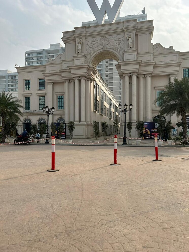 Exterior View, omaxe-world-street Commercial Shop 550 Sq.Ft. In Sector 79 Faridabad 8971266