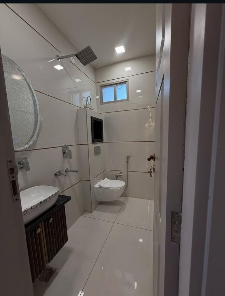 Attached Bathroom, sector 30 3 Bedroom 3150 Sq.Ft. Builder Floor In Sector 30 Faridabad 8971272