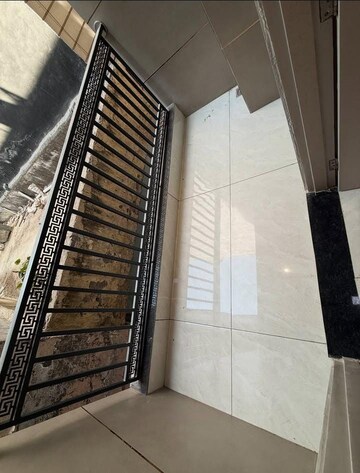 Balcony in 3 BHK Builder Floor at Sector 30 – for Sale