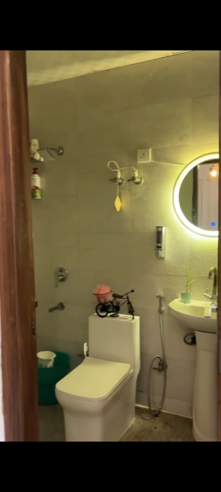 Bathroom, amolik-residency 3 Bedroom 170 Sq.Yd. Builder Floor In Sector 86 Faridabad 8971306