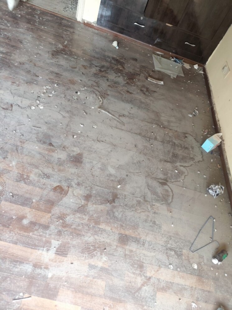  Parking, paras-seasons 3 Bedroom 1130 Sq.Ft. Apartment In Sector 168 Noida 8971303