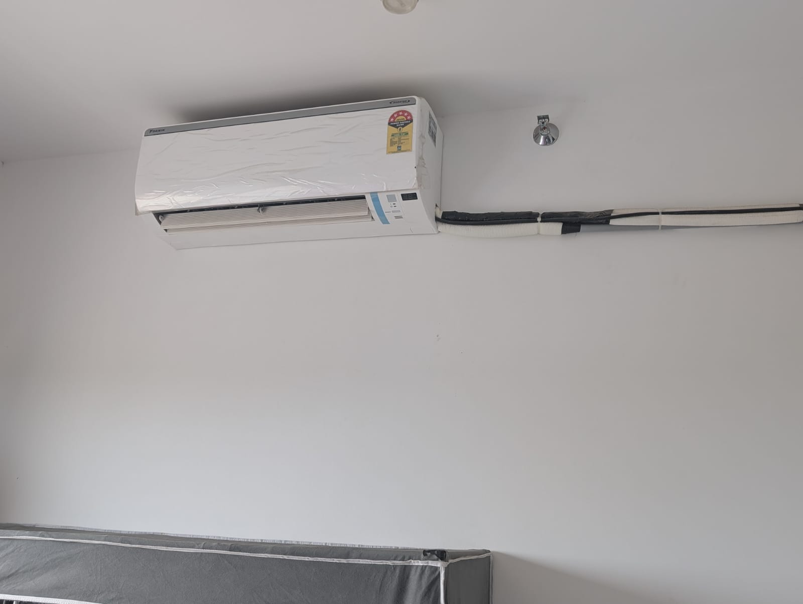 2 BHK Apartment For Rent in Godrej Boulevard