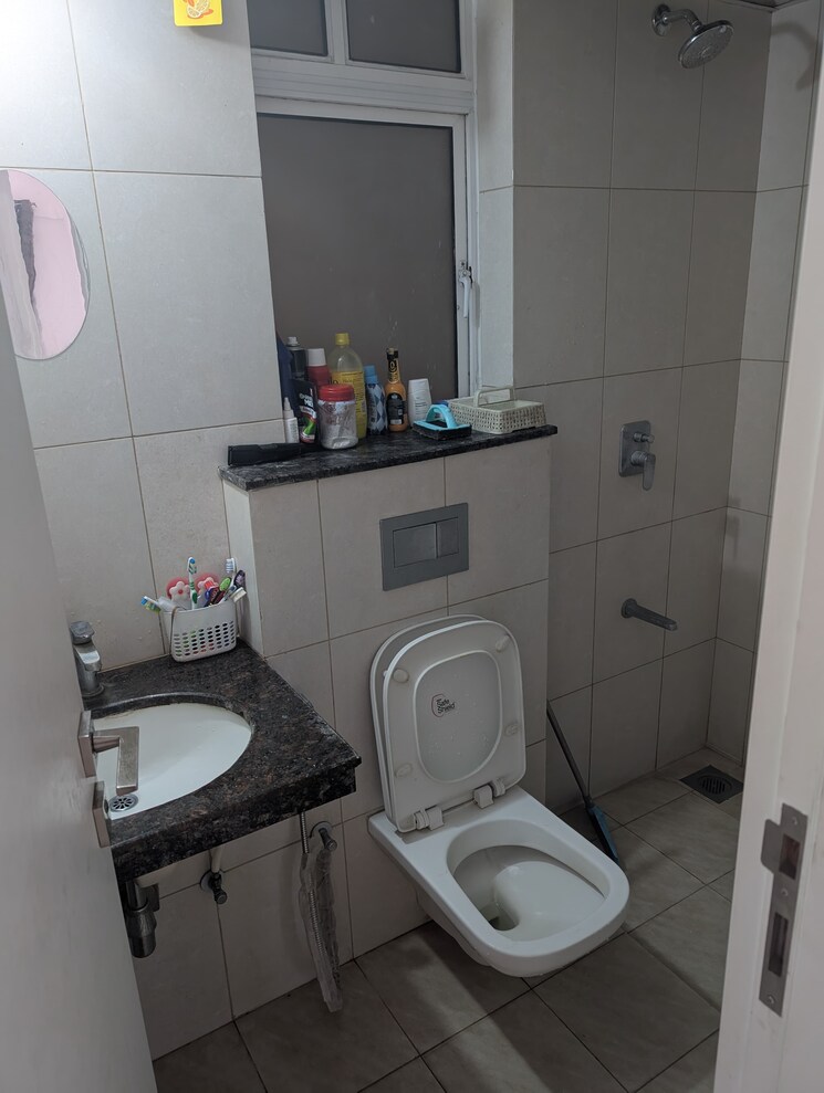 Bathroom, godrej-boulevard 2 Bedroom 700 Sq.Ft. Apartment In Manjari Pune 8971390
