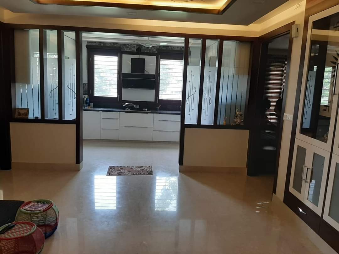 3 BHK + Pooja Room Apartment For Rent in Sector 14 Faridabad