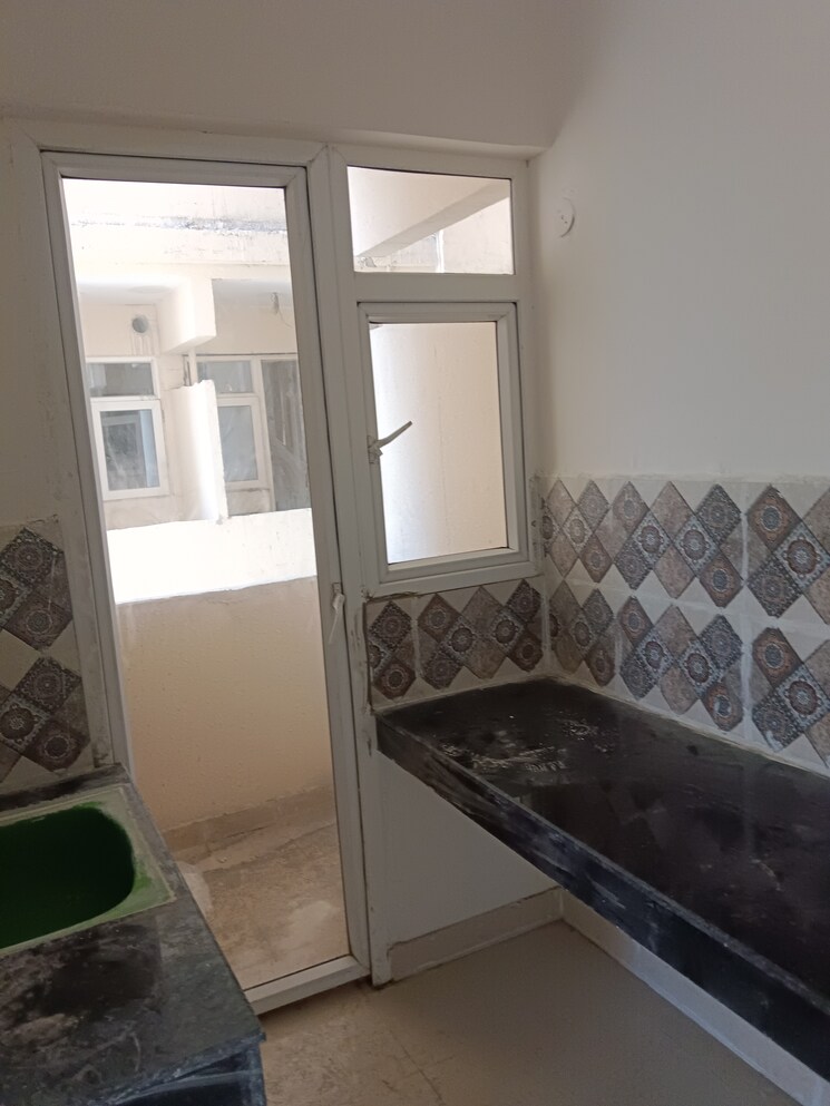 Kitchen, signature-global-prime 2 Bedroom 834 Sq.Ft. Apartment In Sector 63a Gurgaon 8971892