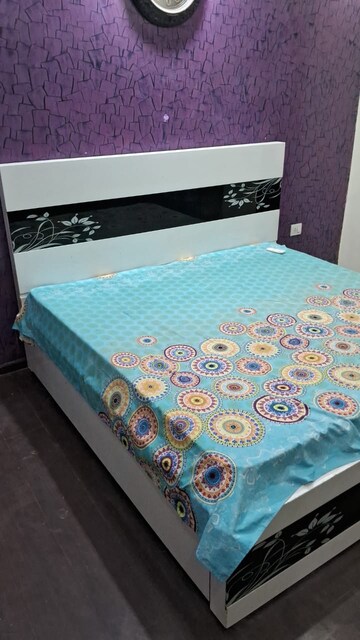 Bedroom in 4 BHK Builder Floor at Parklands, Sector 85 – for Rent